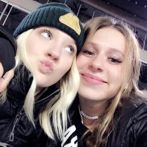 Meet your Posher, Mallory